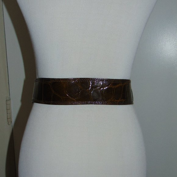 VTG Bloomingdale's Chocolate Brown Patent Belt L - Picture 6 of 8